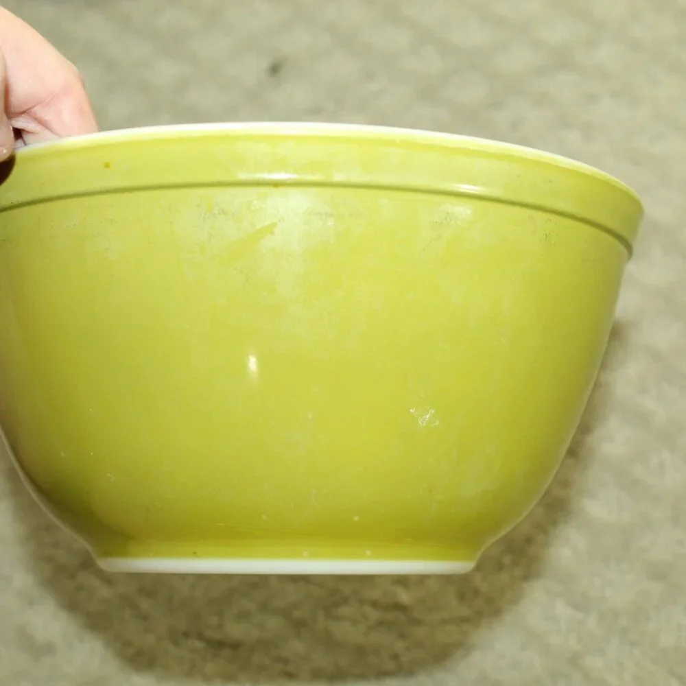 Complete Set Vintage Pyrex Avocado Green Mixing Bowls 401 - 404